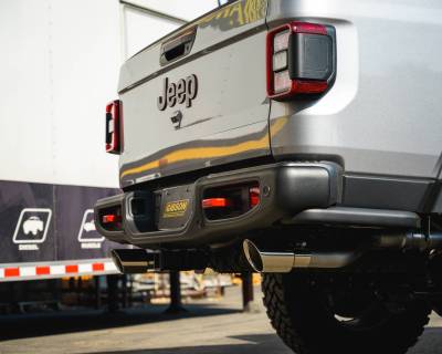 Gibson Performance Exhaust - 20-25 Jeep Gladiator 3.6L, Dual Split, Stainless Cat-Back Performance Exhaust #617410