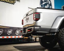 Gibson Performance Exhaust - 20-25 Jeep Gladiator 3.6L, Black Elite Dual Split, Cat-Back Performance Exhaust #617410B - Image 3